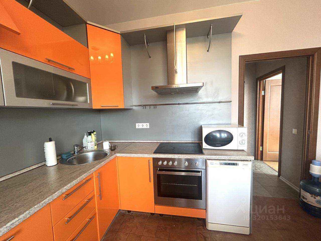 2-комнатная квартира, 71 м² — фотография 2