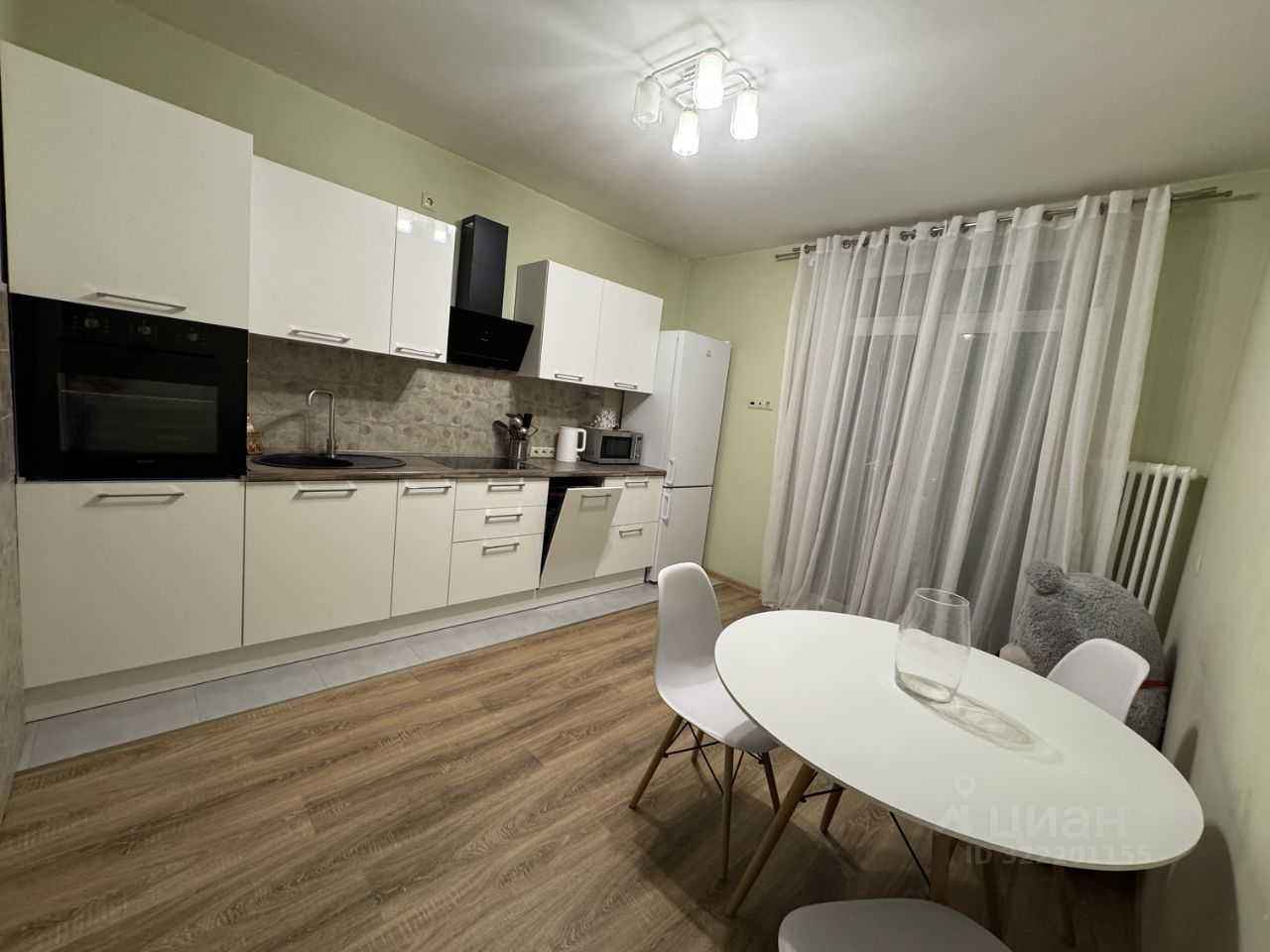 1-комнатная квартира, 42 м² — фотография 2