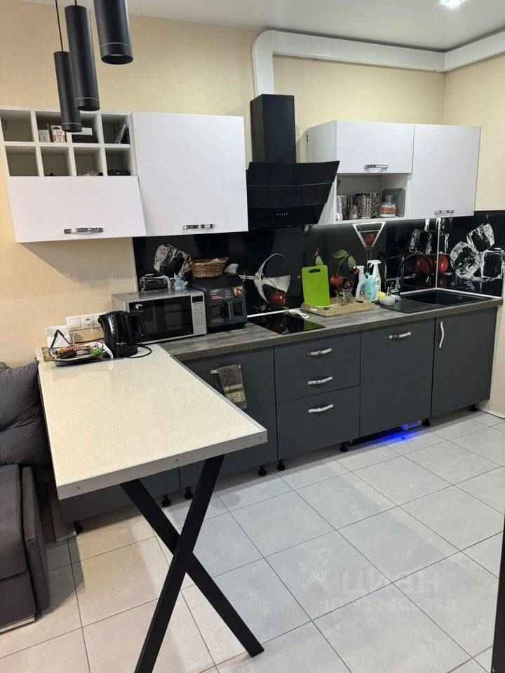 1-комнатная квартира, 42 м² — фотография 3