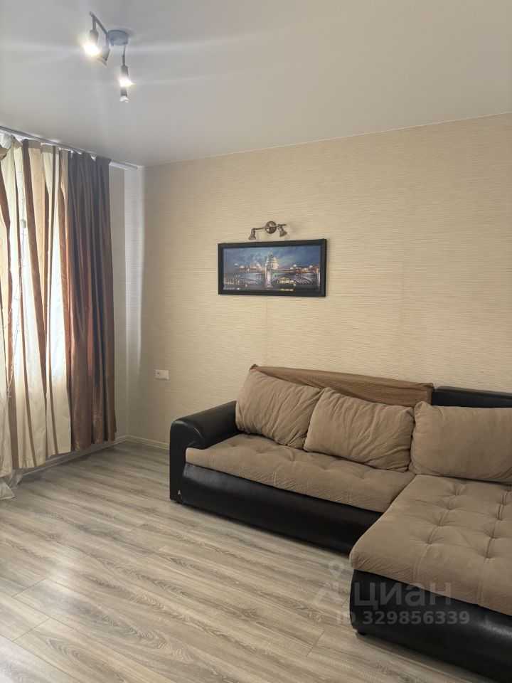 1-комнатная квартира, 35 м² — фотография 2