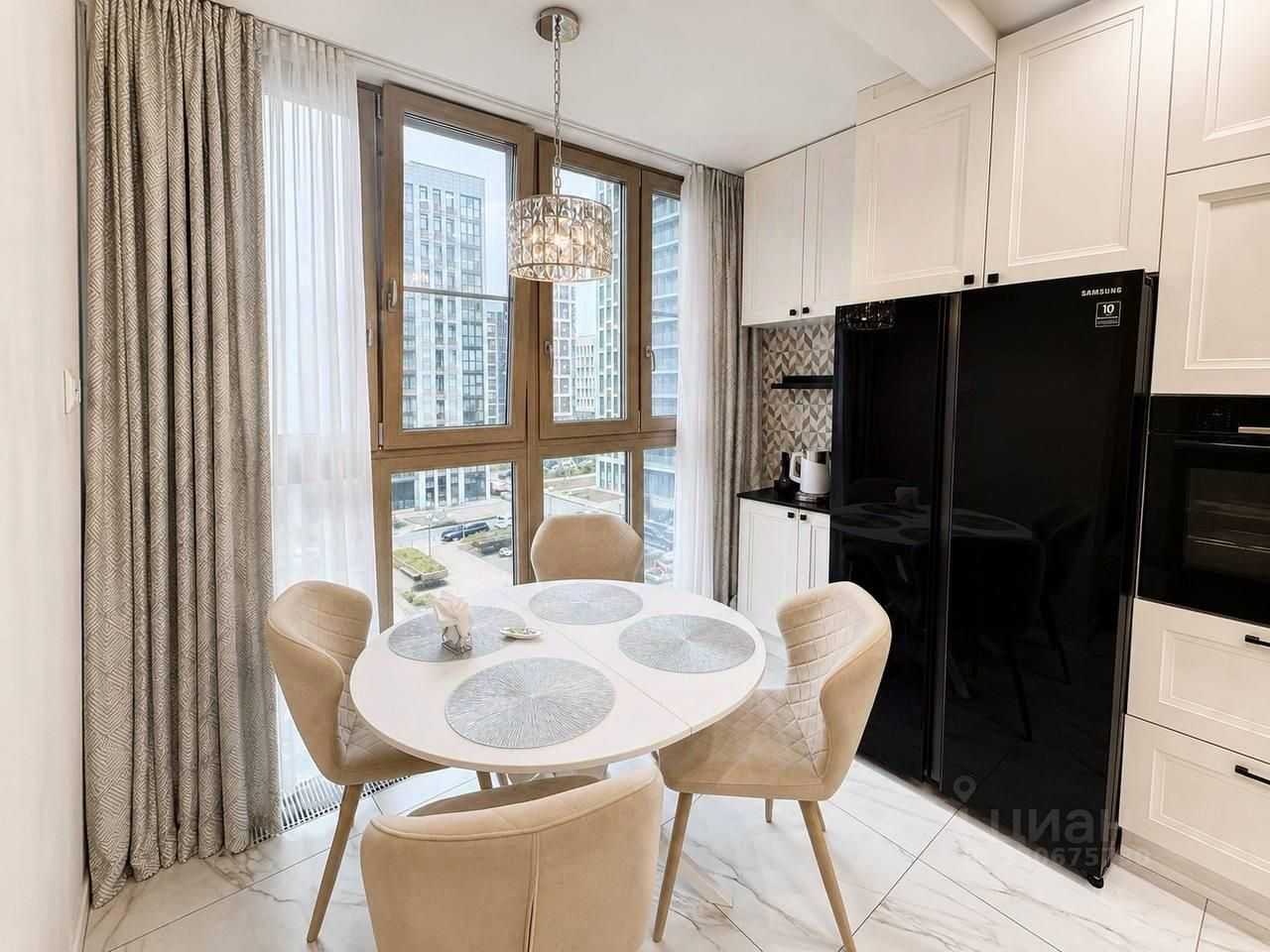2-комнатная квартира, 82 м² — фотография 2