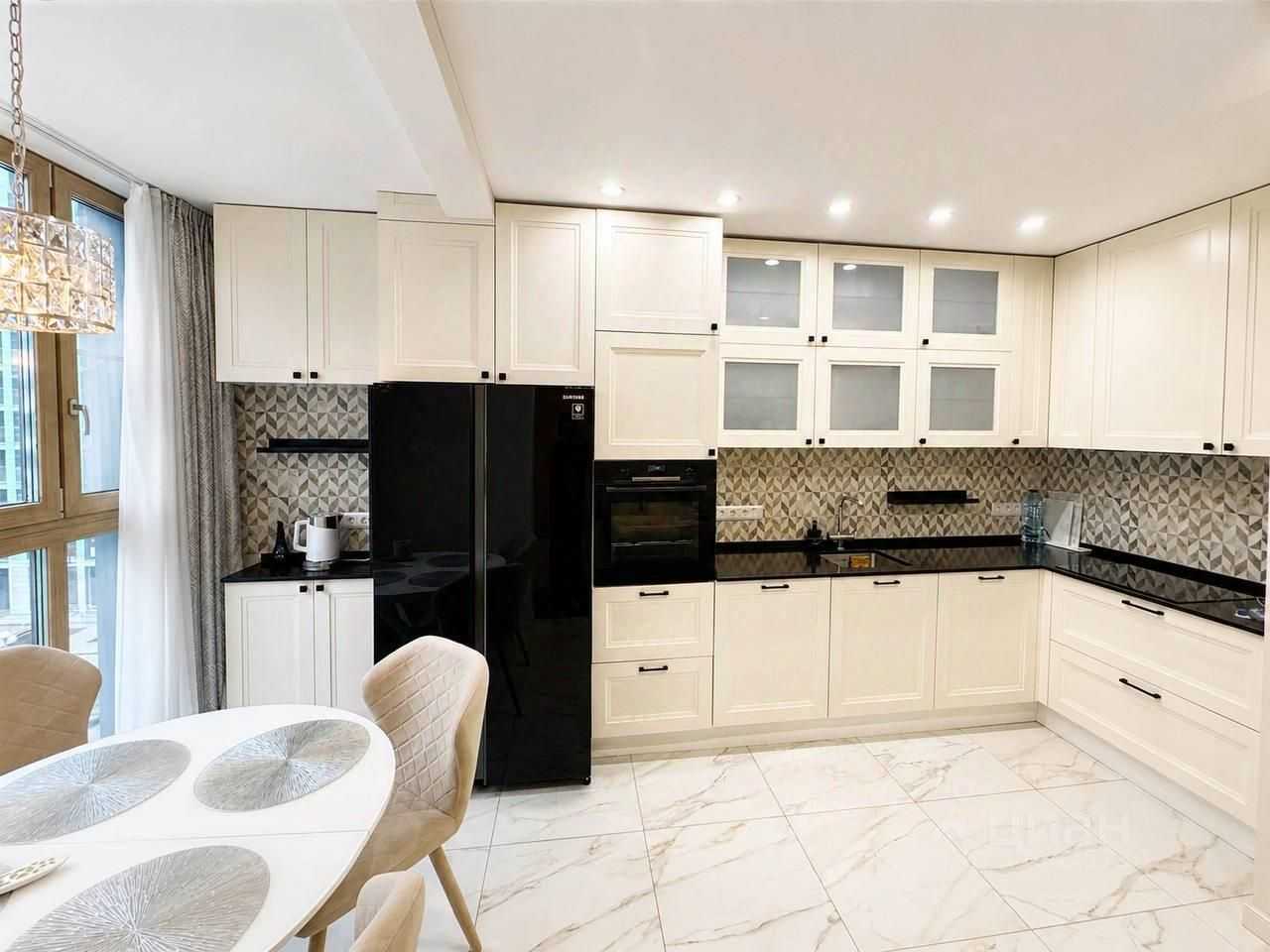 2-комнатная квартира, 82 м² — фотография 3