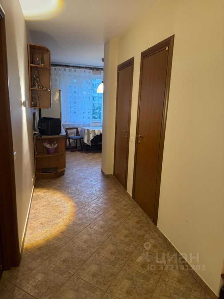 2-комнатная квартира, 57 м² — фотография 3