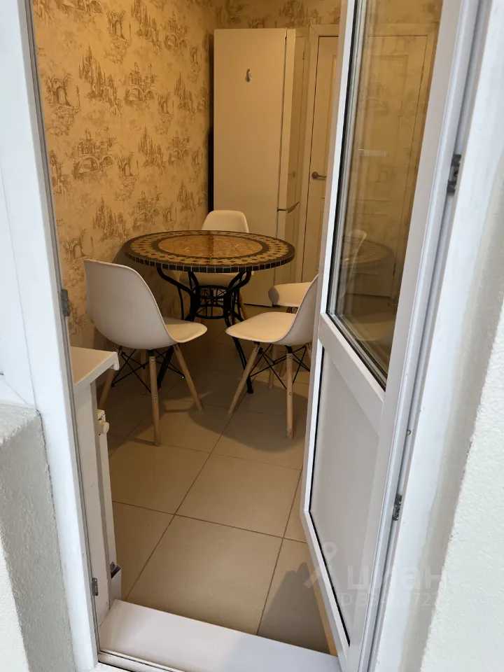 2-комнатная квартира, 52 м² — фотография 2