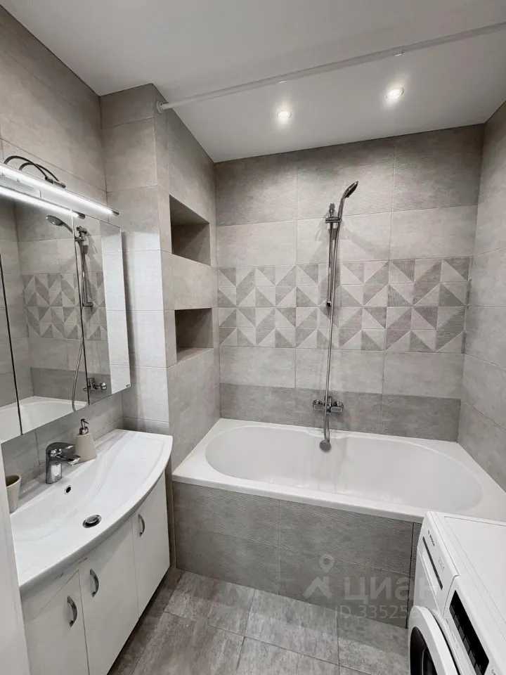 2-комнатная квартира, 64,3 м² — фотография 3