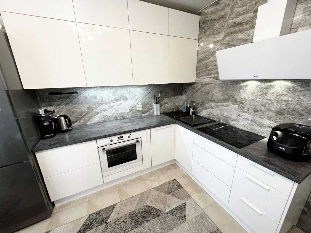 1-комнатная квартира, 42 м² — фотография 2