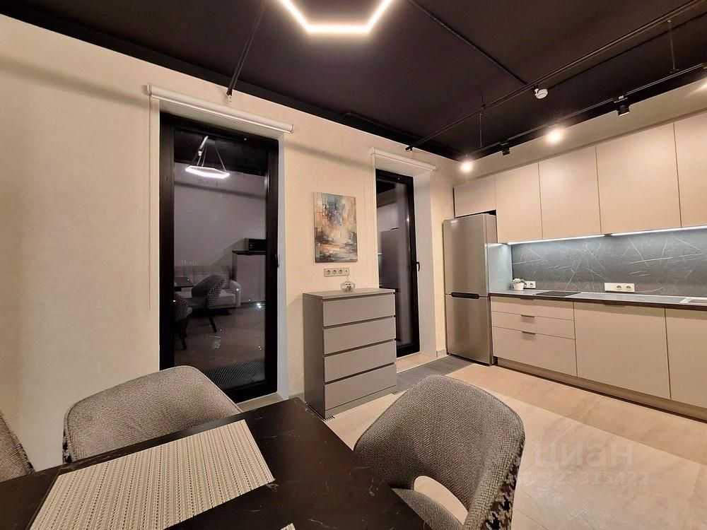 2-комнатная квартира, 42,7 м² — фотография 2