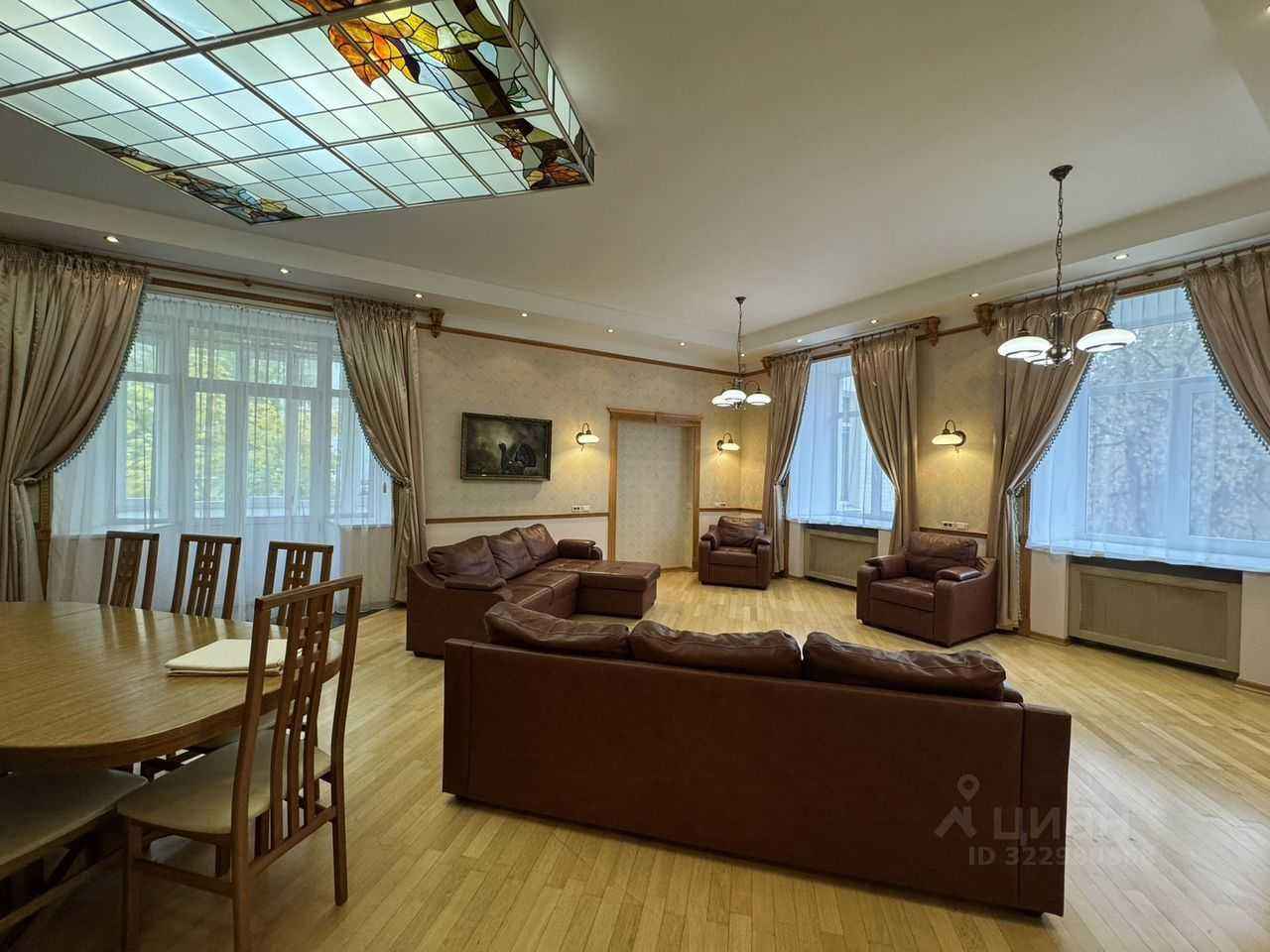 4-комнатная квартира, 135 м² — фотография 2