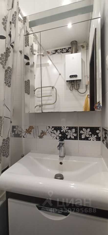 2-комнатная квартира, 55 м² — фотография 2