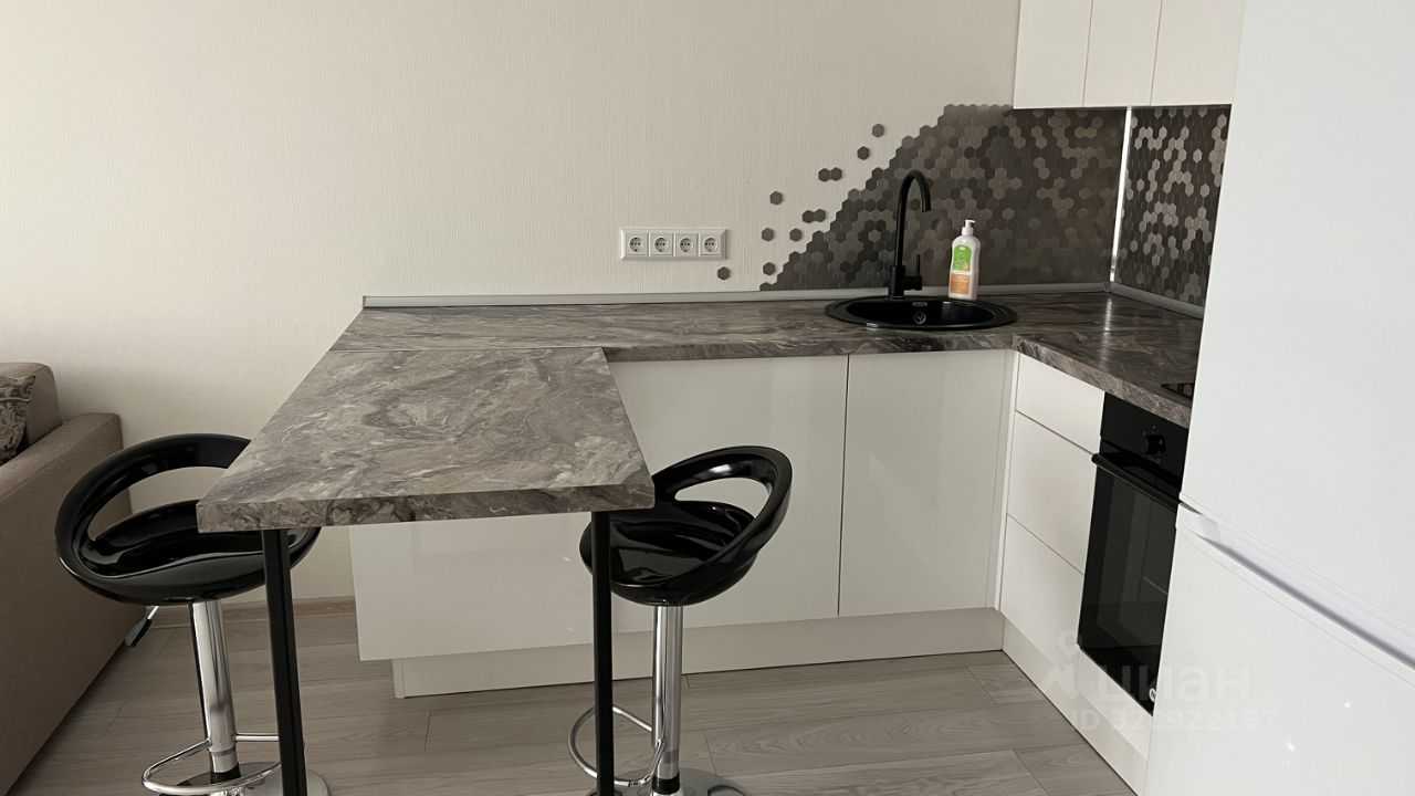 1-комнатная квартира, 37 м² — фотография 2