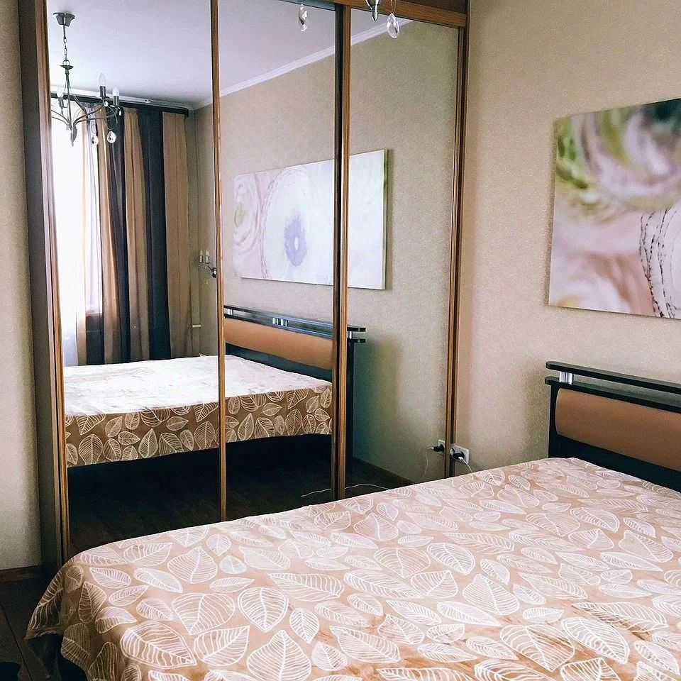 2-комнатная квартира, 56 м² — фотография 3