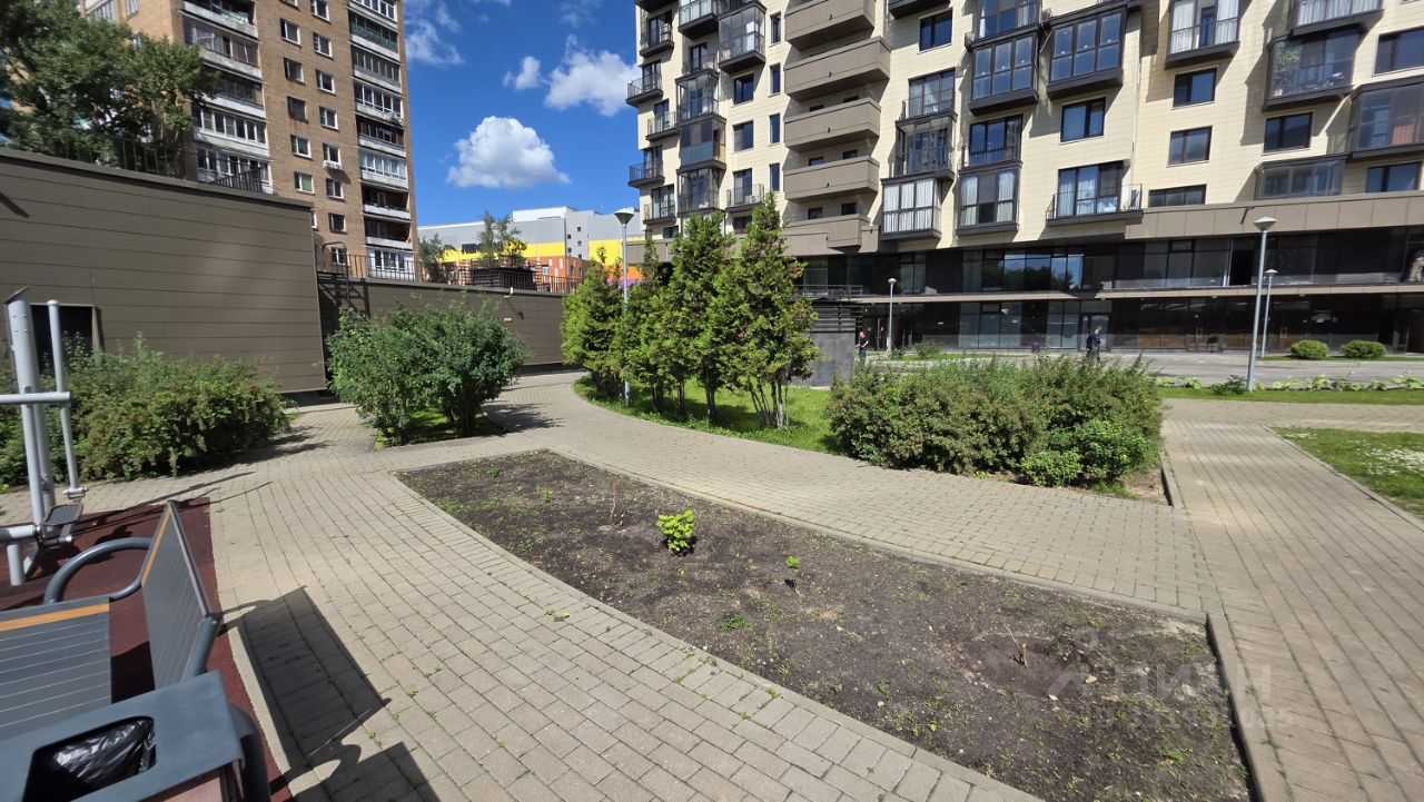 2-комнатная квартира, 82 м² — фотография 3