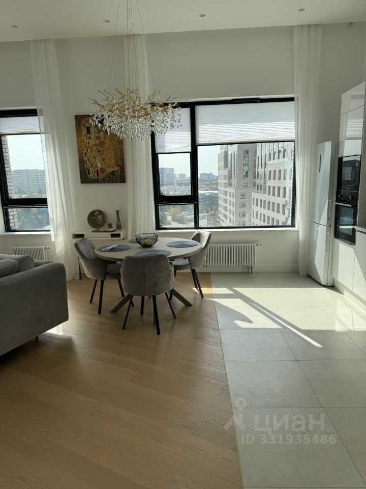 3-комнатная квартира, 103 м² — фотография 2