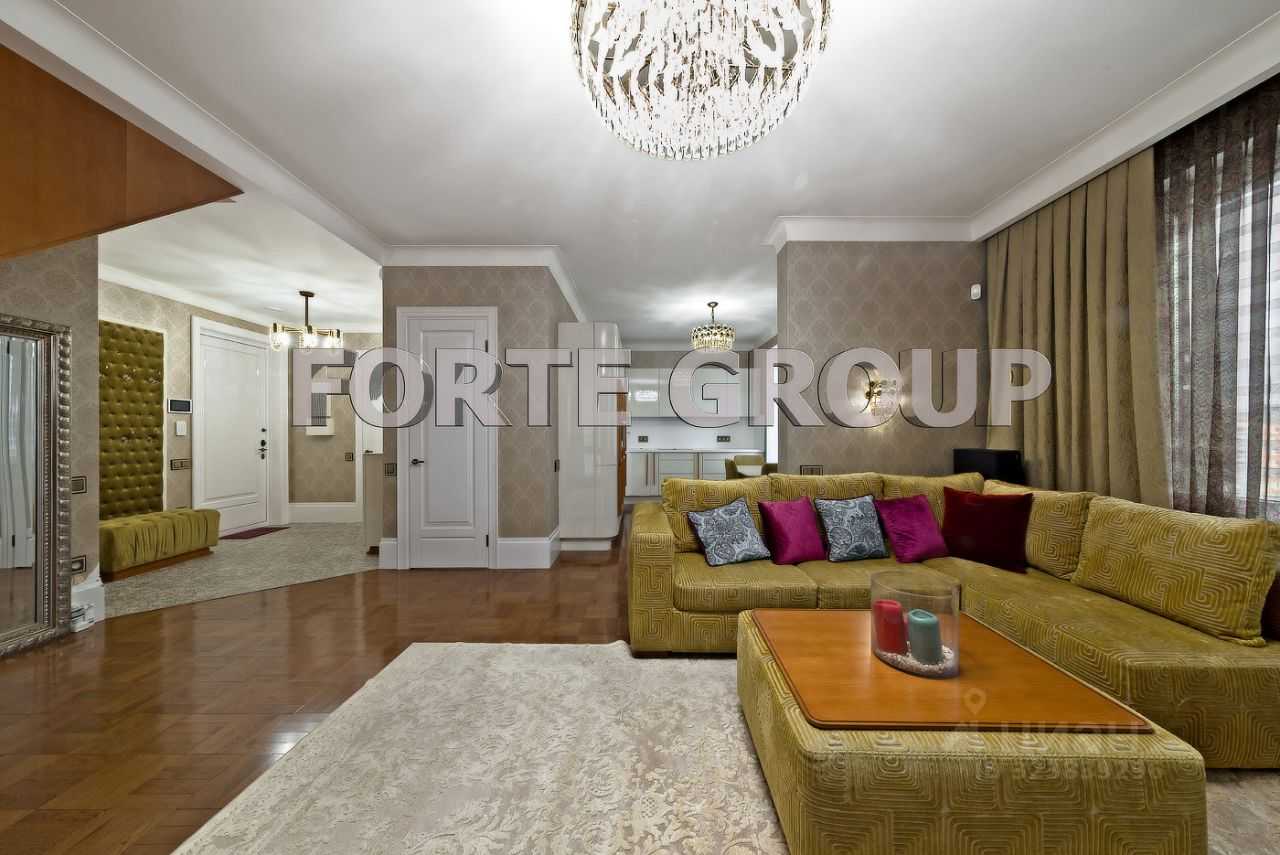 4-комнатная квартира, 146 м² — фотография 2