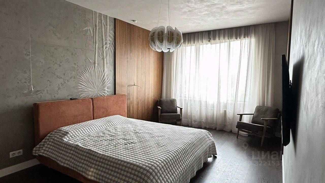 2-комнатная квартира, 70 м² — фотография 3