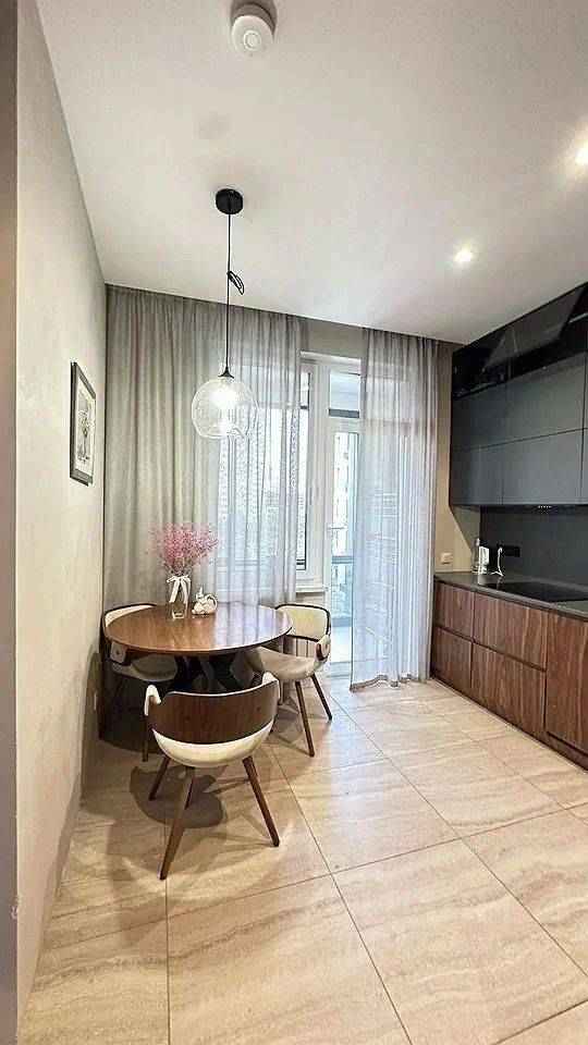 2-комнатная квартира, 70 м² — фотография 2