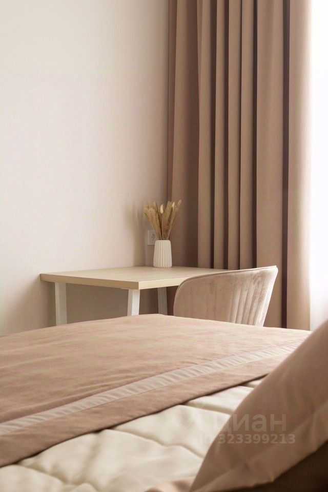 1-комнатная квартира, 42 м² — фотография 2