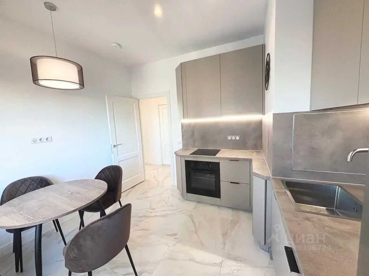 2-комнатная квартира, 53 м² — фотография 2