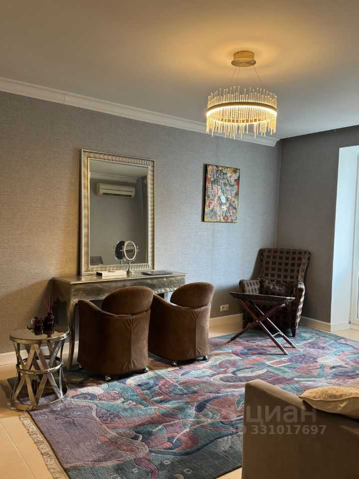 2-комнатная квартира, 70 м² — фотография 2