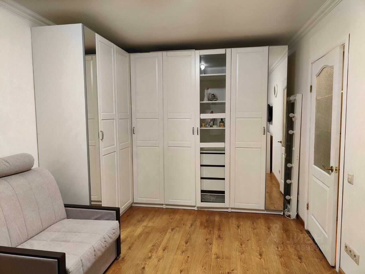 1-комнатная квартира, 32 м² — фотография 3