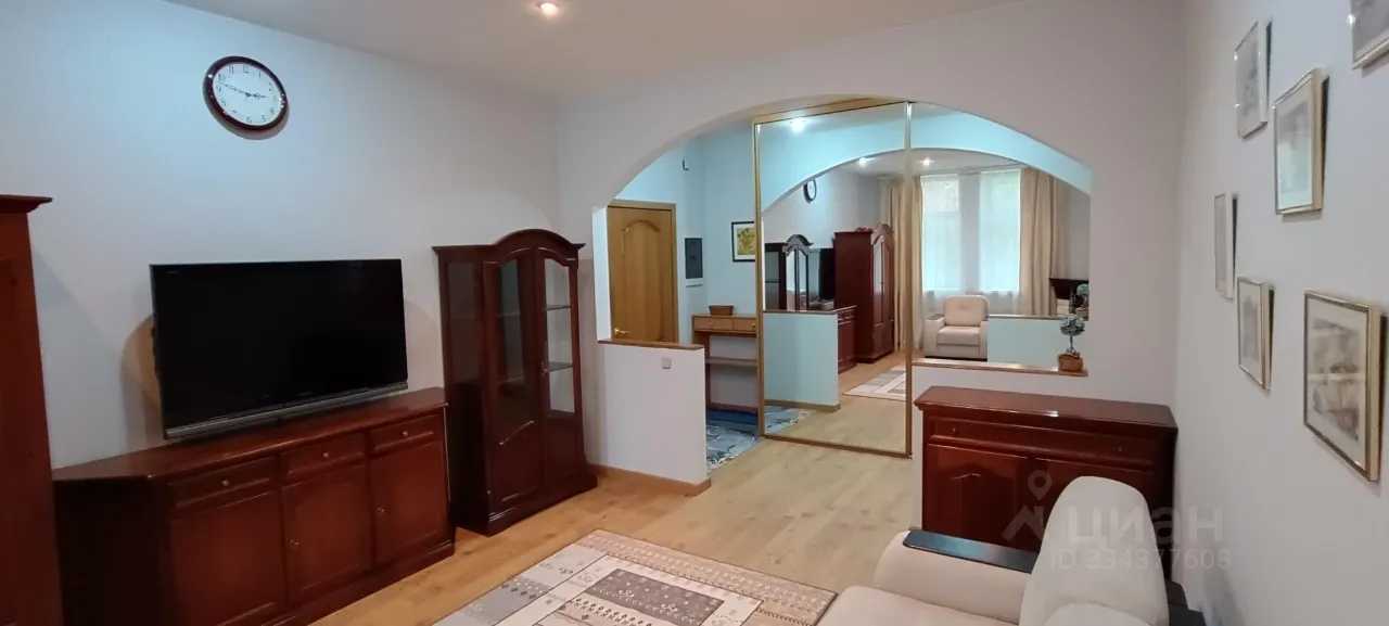 2-комнатная квартира, 62 м² — фотография 3