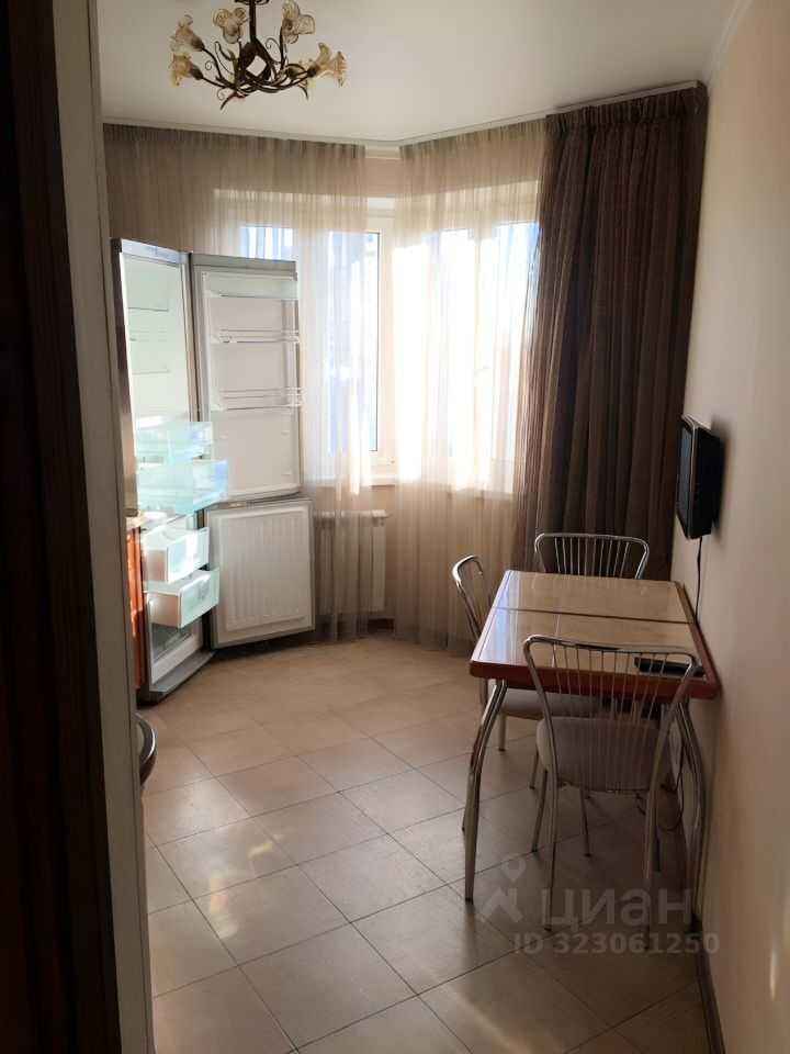 2-комнатная квартира, 60 м² — фотография 2