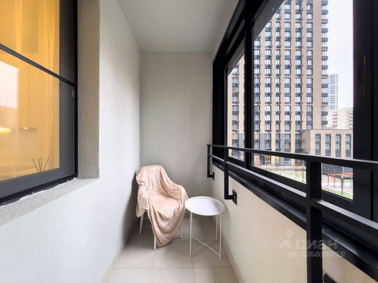 1-комнатная квартира, 47 м² — фотография 3
