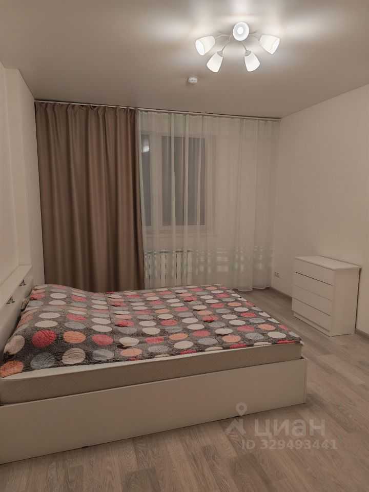 2-комнатная квартира, 70 м² — фотография 2