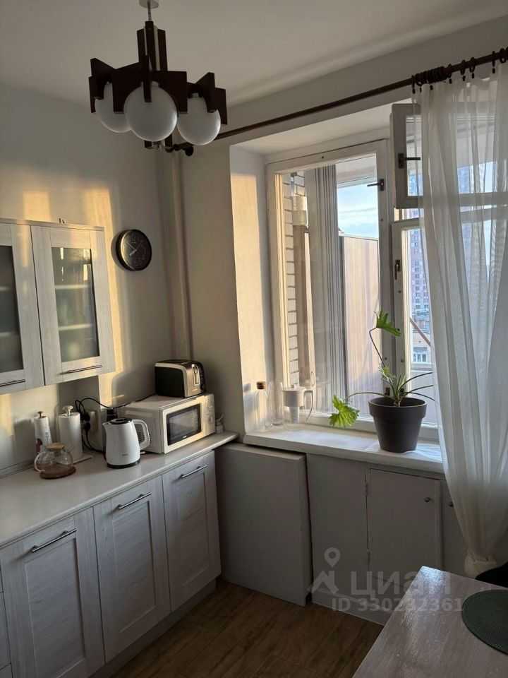 1-комнатная квартира, 37 м² — фотография 2