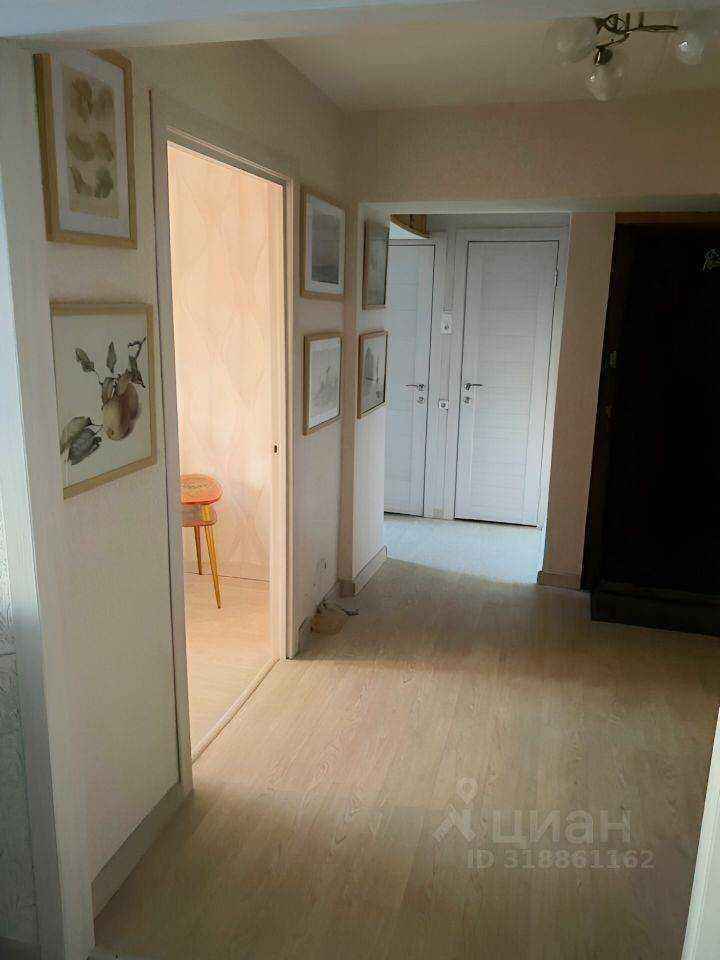 2-комнатная квартира, 70 м² — фотография 2