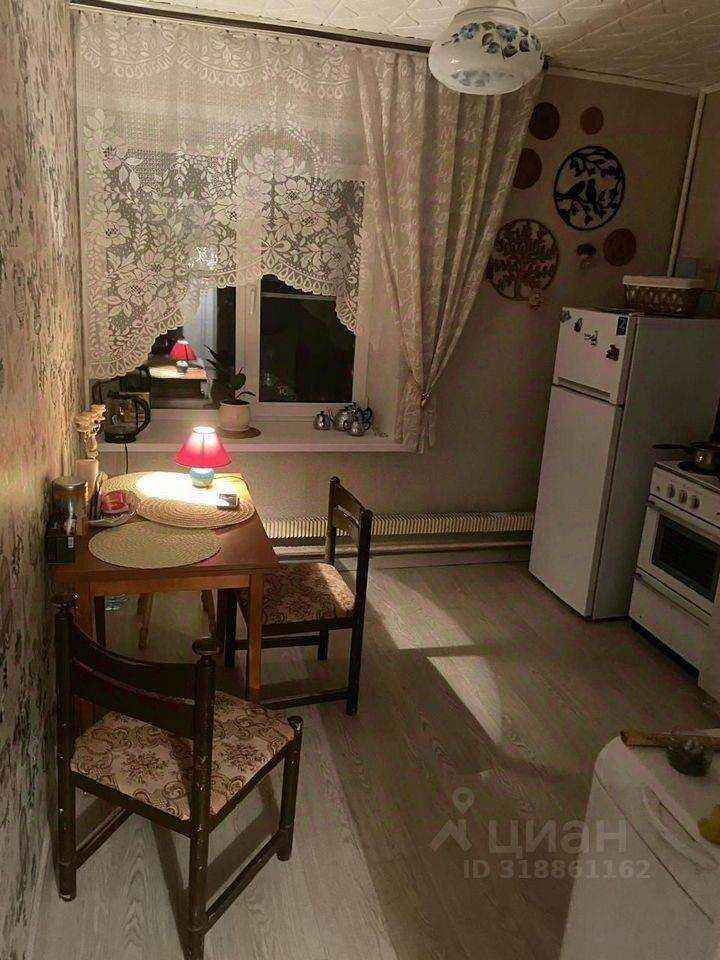 2-комнатная квартира, 70 м² — фотография 3