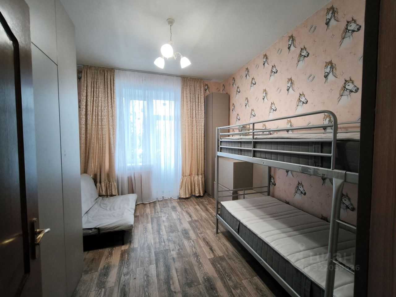 3-комнатная квартира, 77 м² — фотография 3