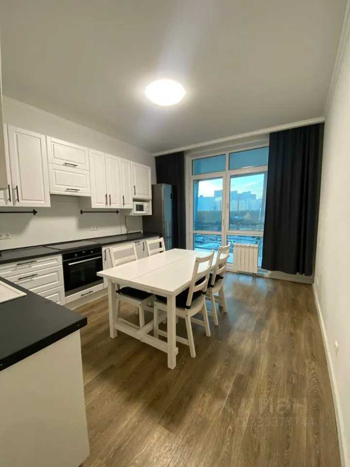 2-комнатная квартира, 70 м² — фотография 2