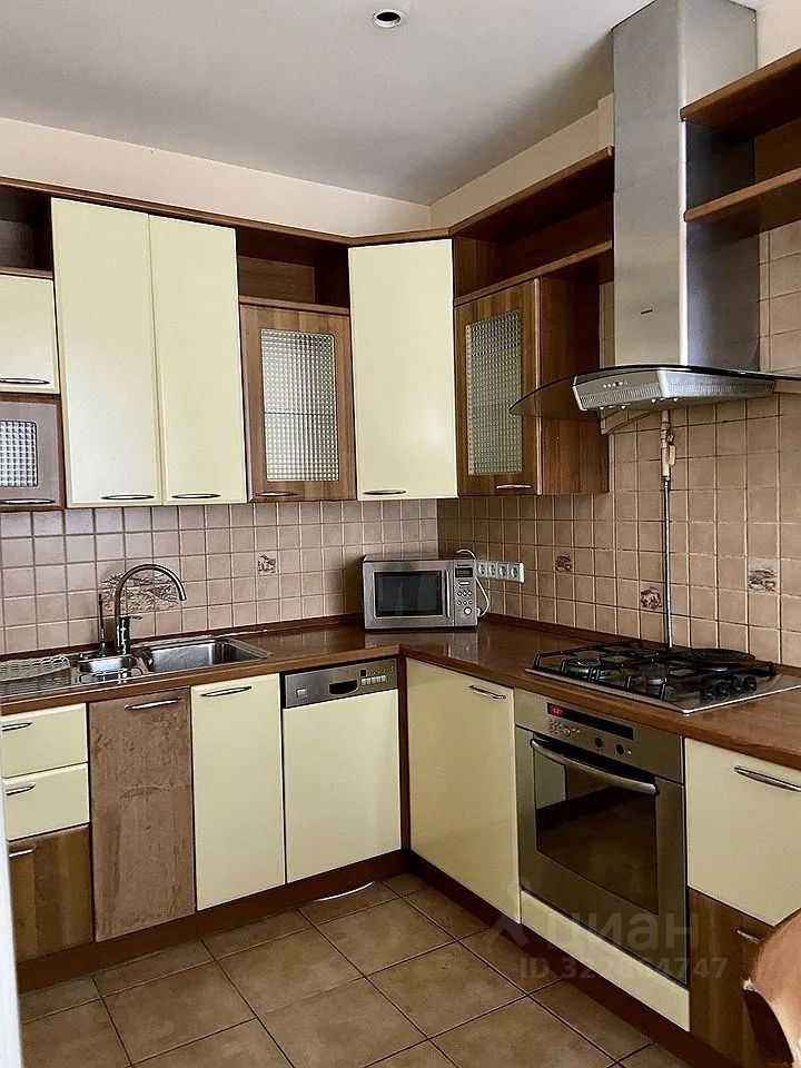 3-комнатная квартира, 82 м²