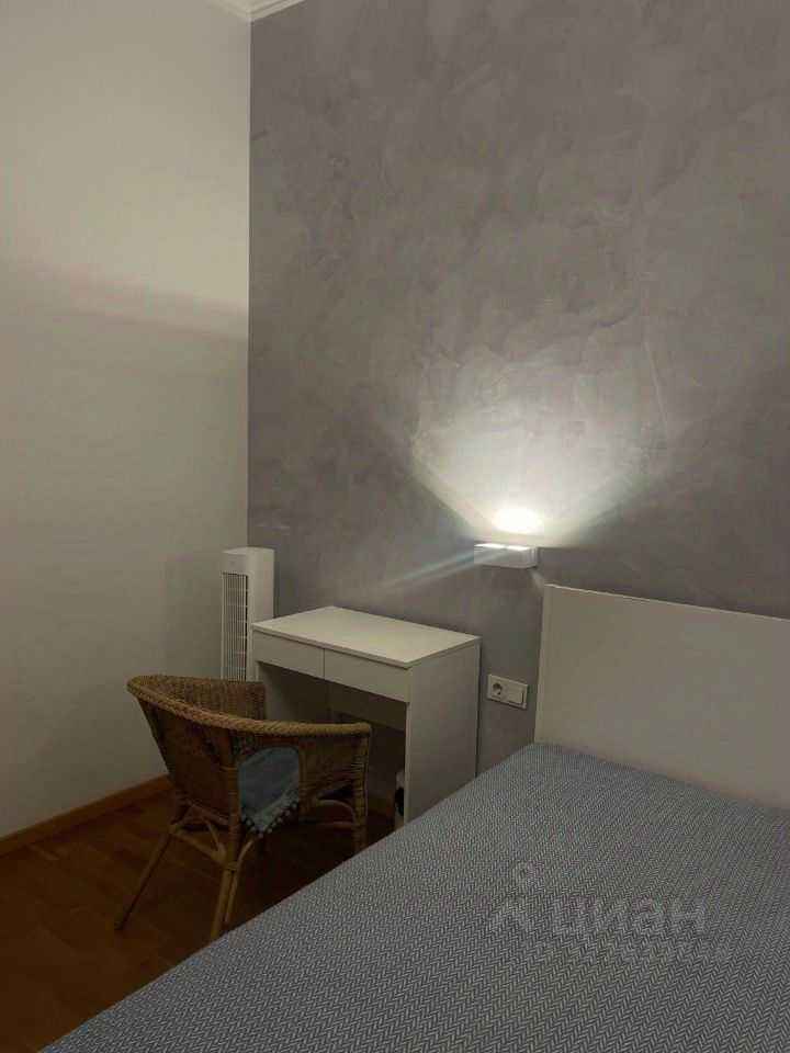 2-комнатная квартира, 70 м² — фотография 2