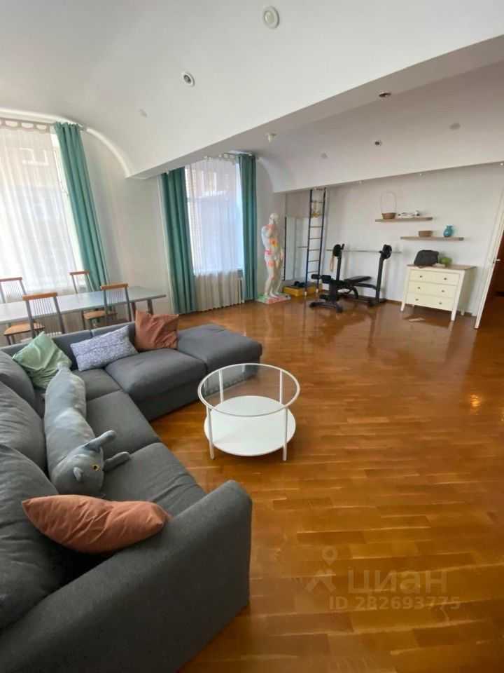 5-комнатная квартира, 180 м² — фотография 3