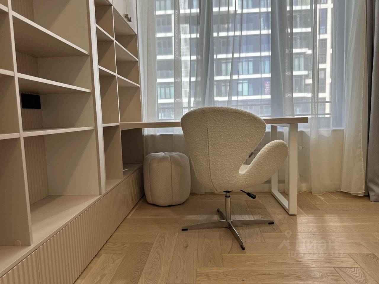 2-комнатная квартира, 105 м² — фотография 3