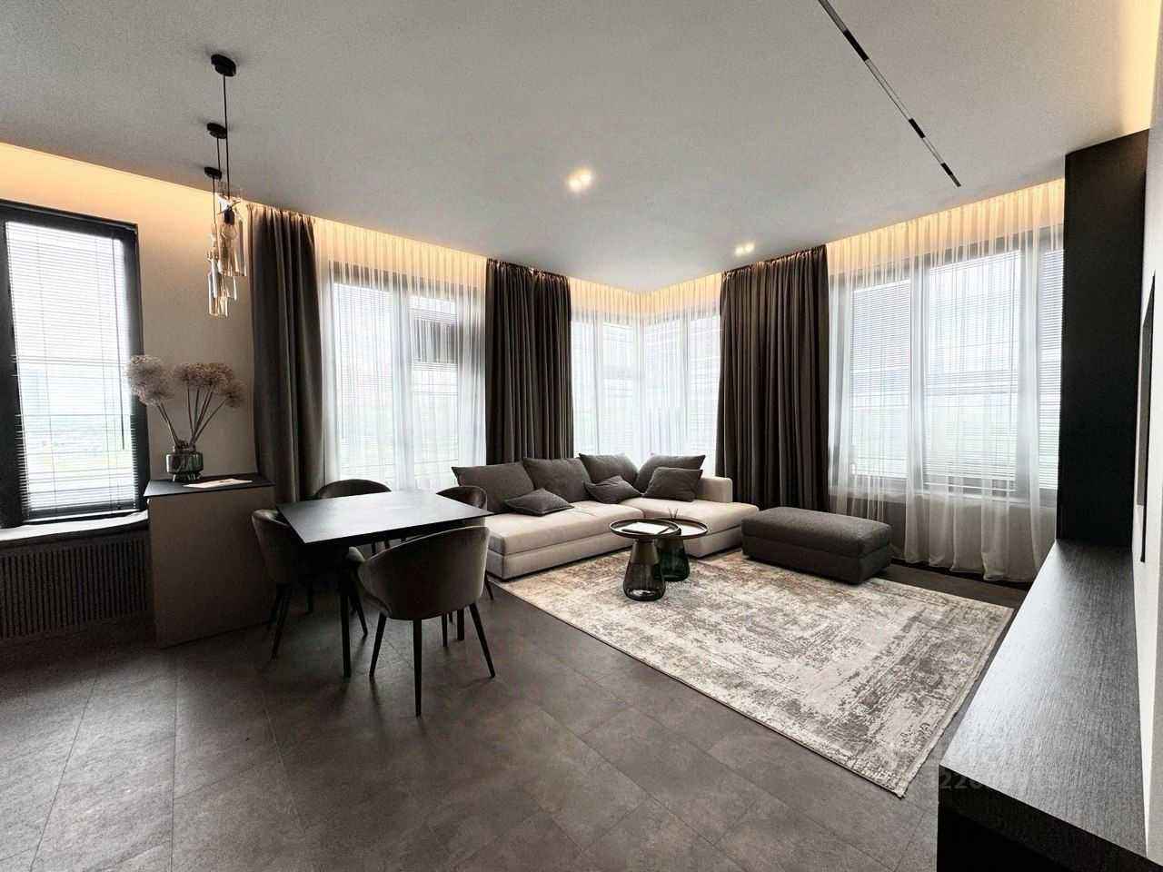 2-комнатная квартира, 70 м² — фотография 3