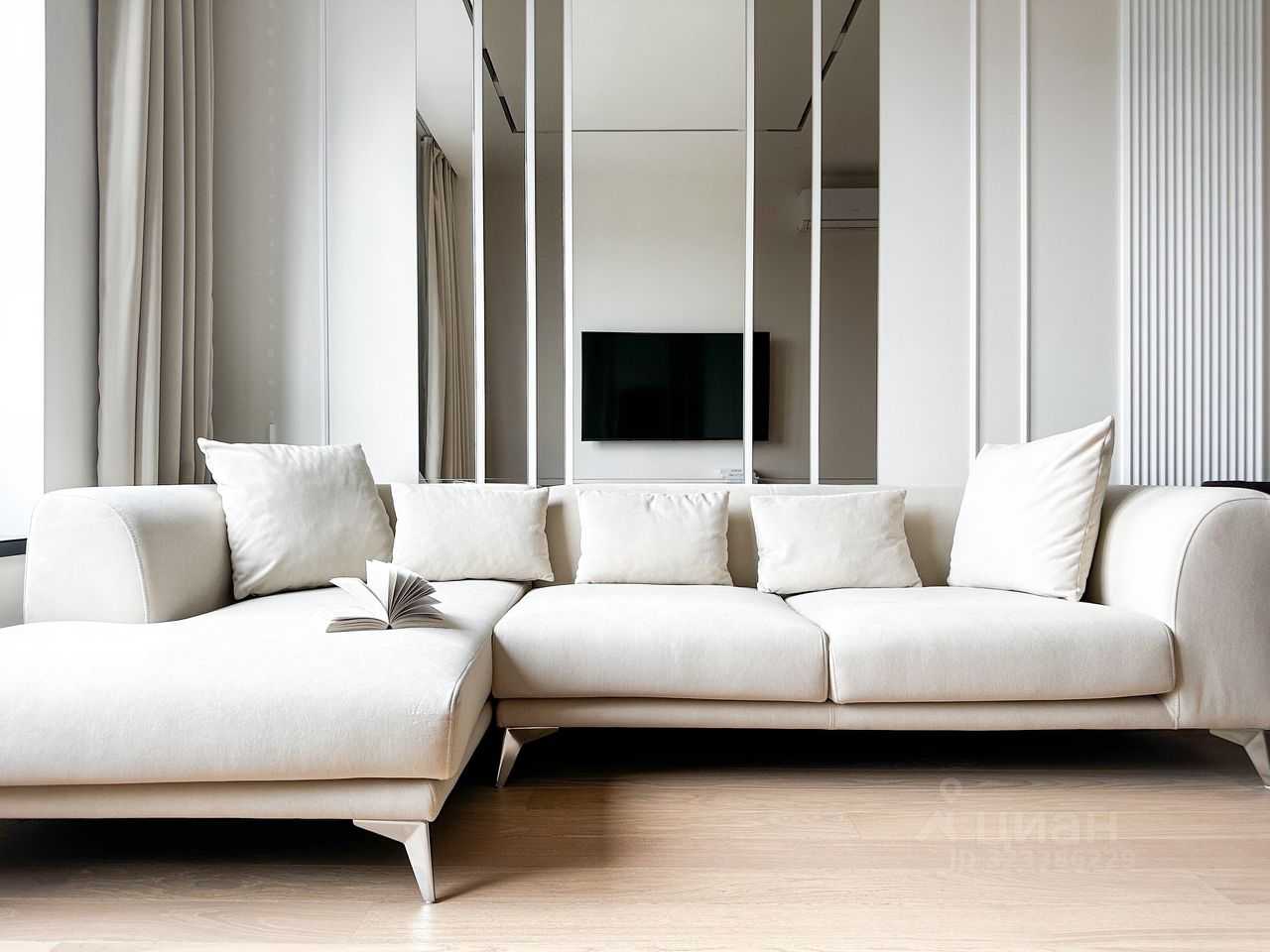 2-комнатная квартира, 65,7 м² — фотография 2