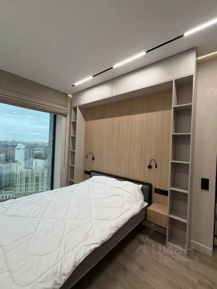 2-комнатная квартира, 56 м² — фотография 2