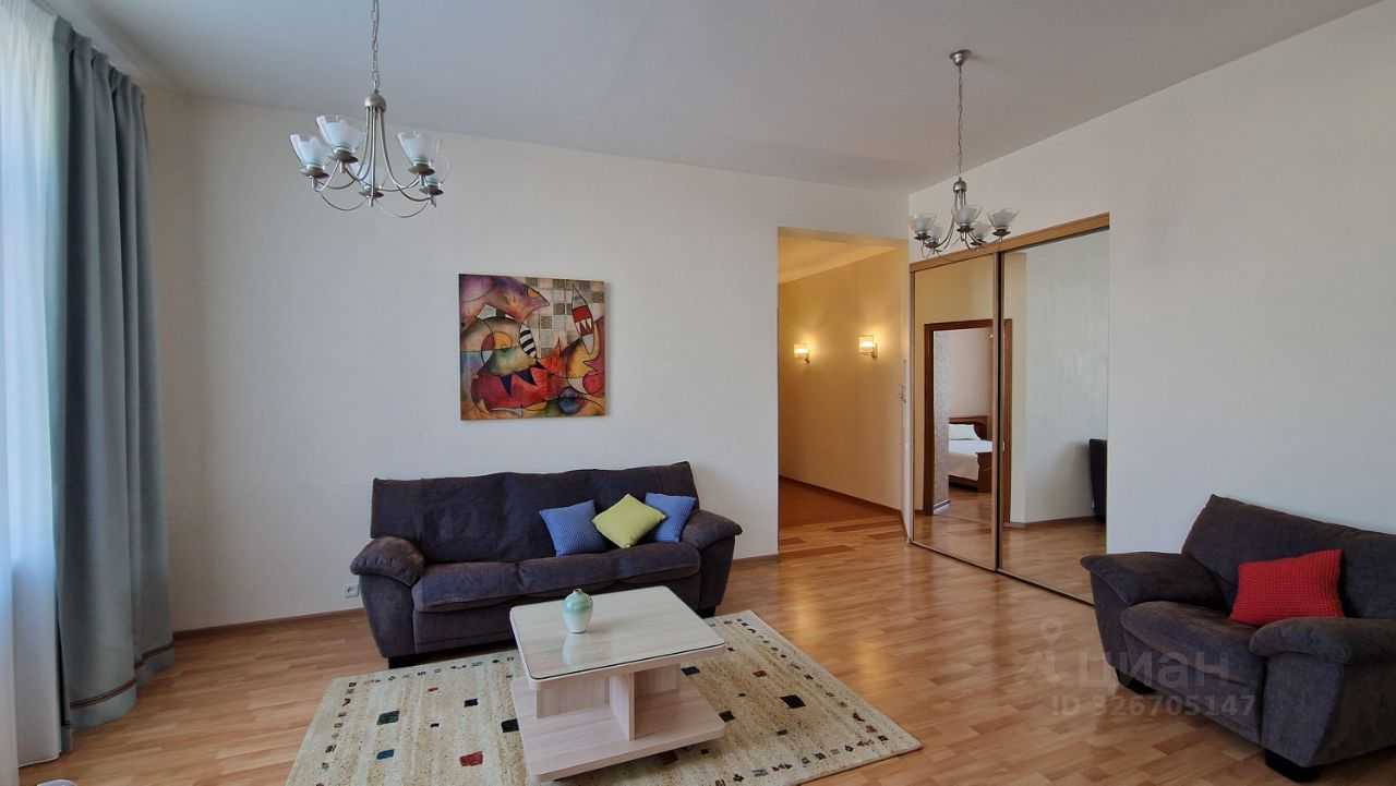 2-комнатная квартира, 66 м² — фотография 2