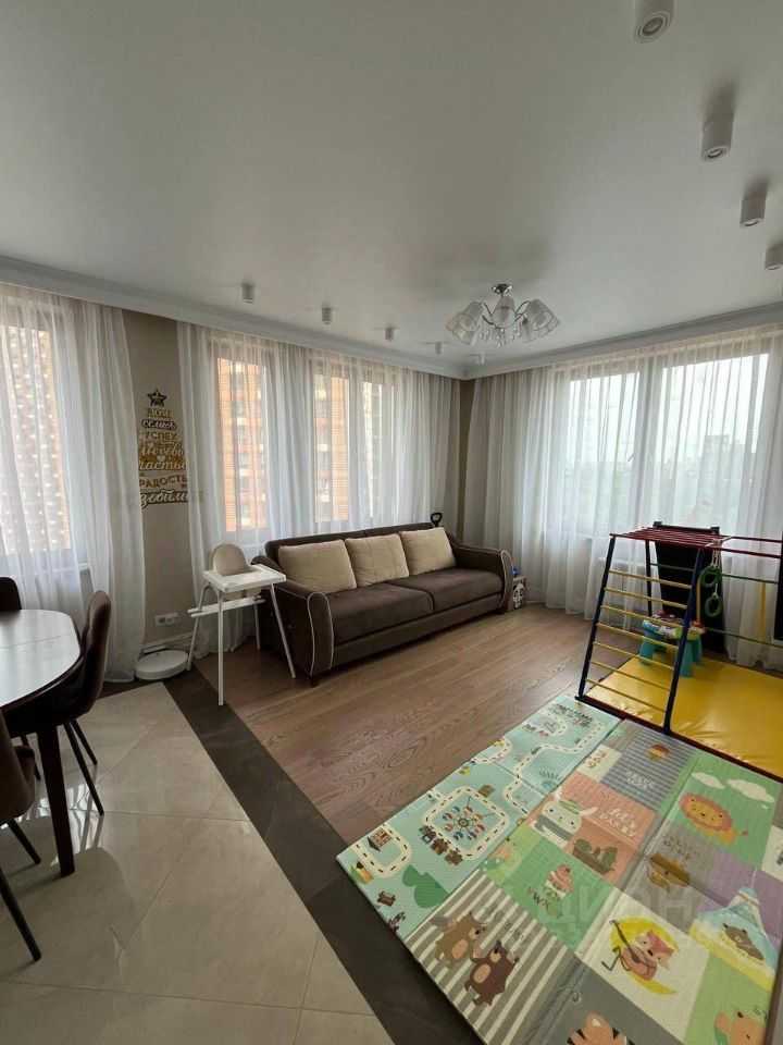 3-комнатная квартира, 65 м² — фотография 2