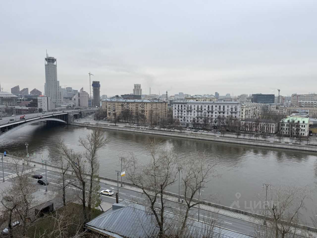 4-комнатная квартира, 90 м² — фотография 2