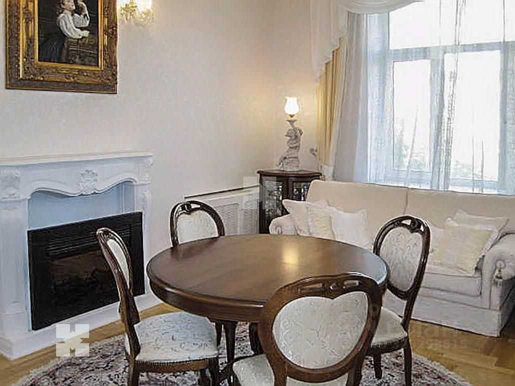 2-комнатная квартира, 72 м²