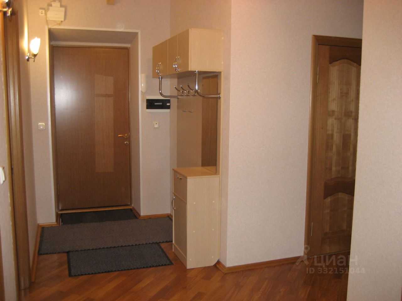 2-комнатная квартира, 70 м² — фотография 3