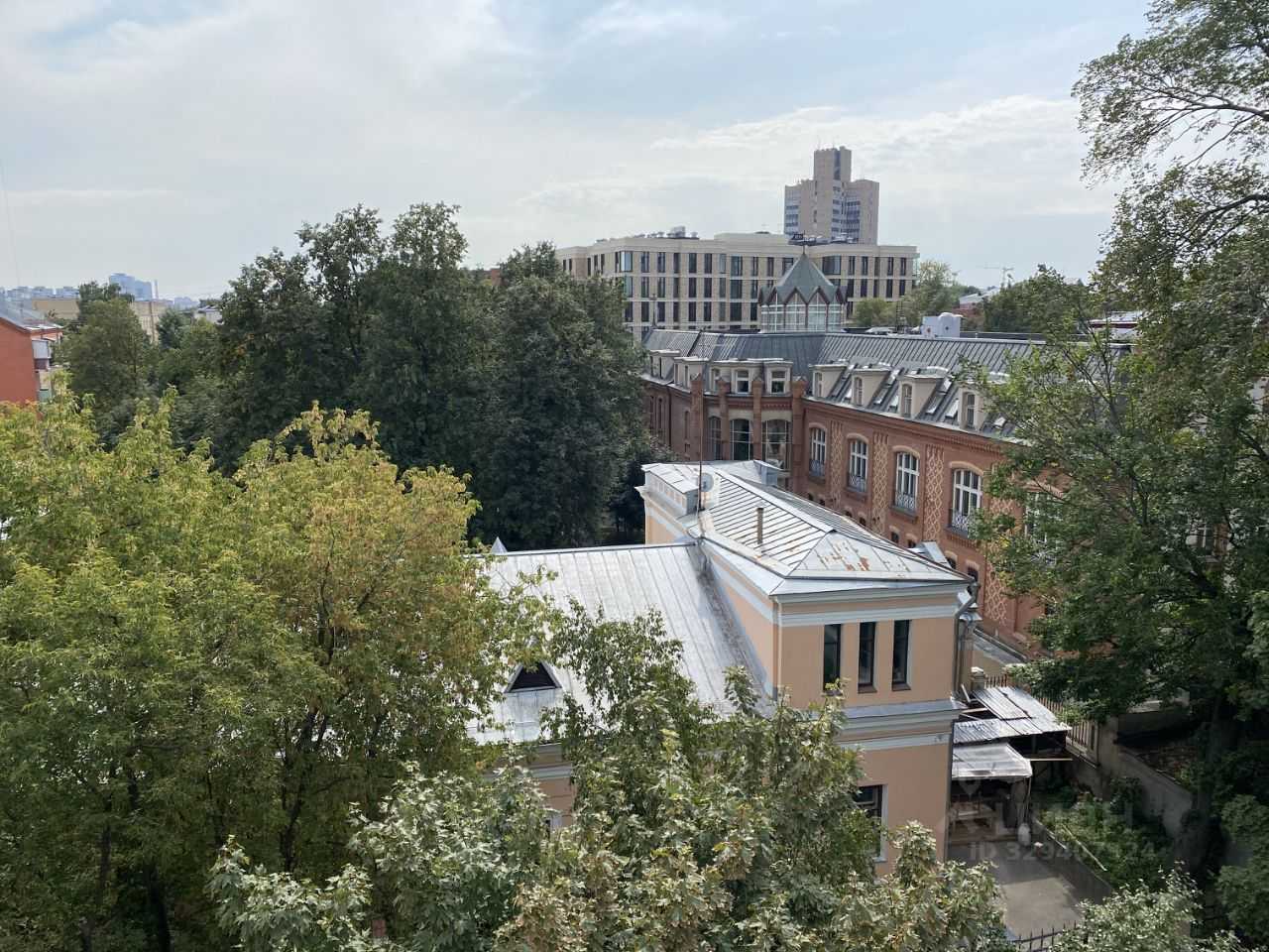 2-комнатная квартира, 55 м² — фотография 2
