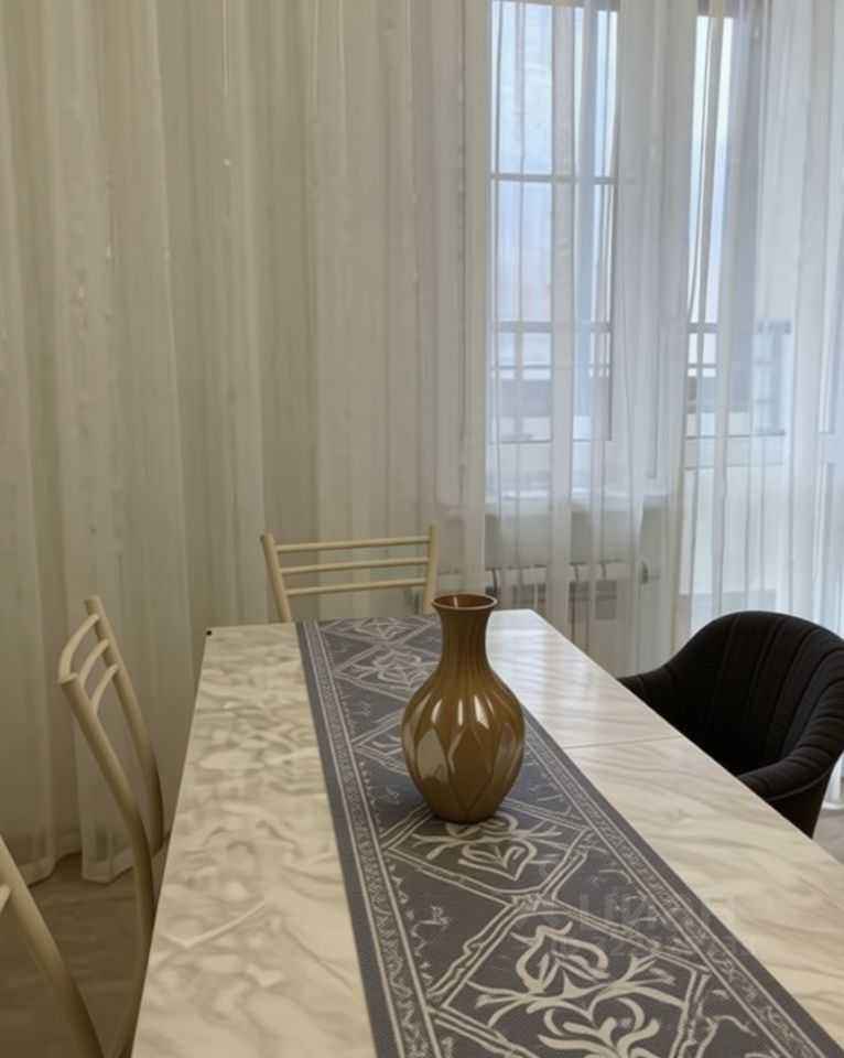 1-комнатная квартира, 42 м² — фотография 2