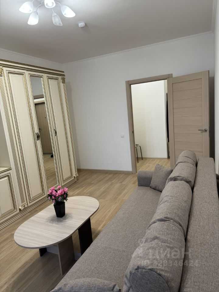 2-комнатная квартира, 55 м² — фотография 2