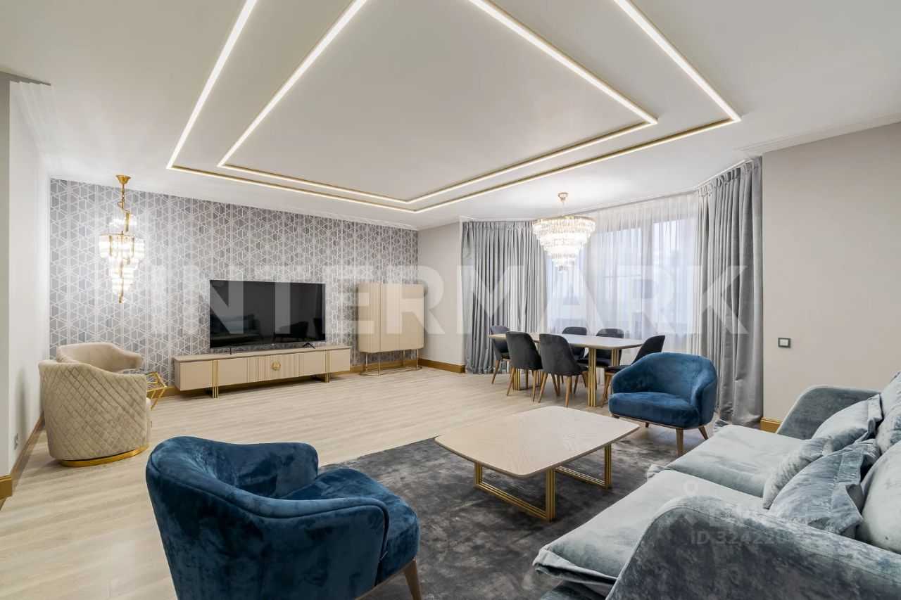 3-комнатная квартира, 140 м²