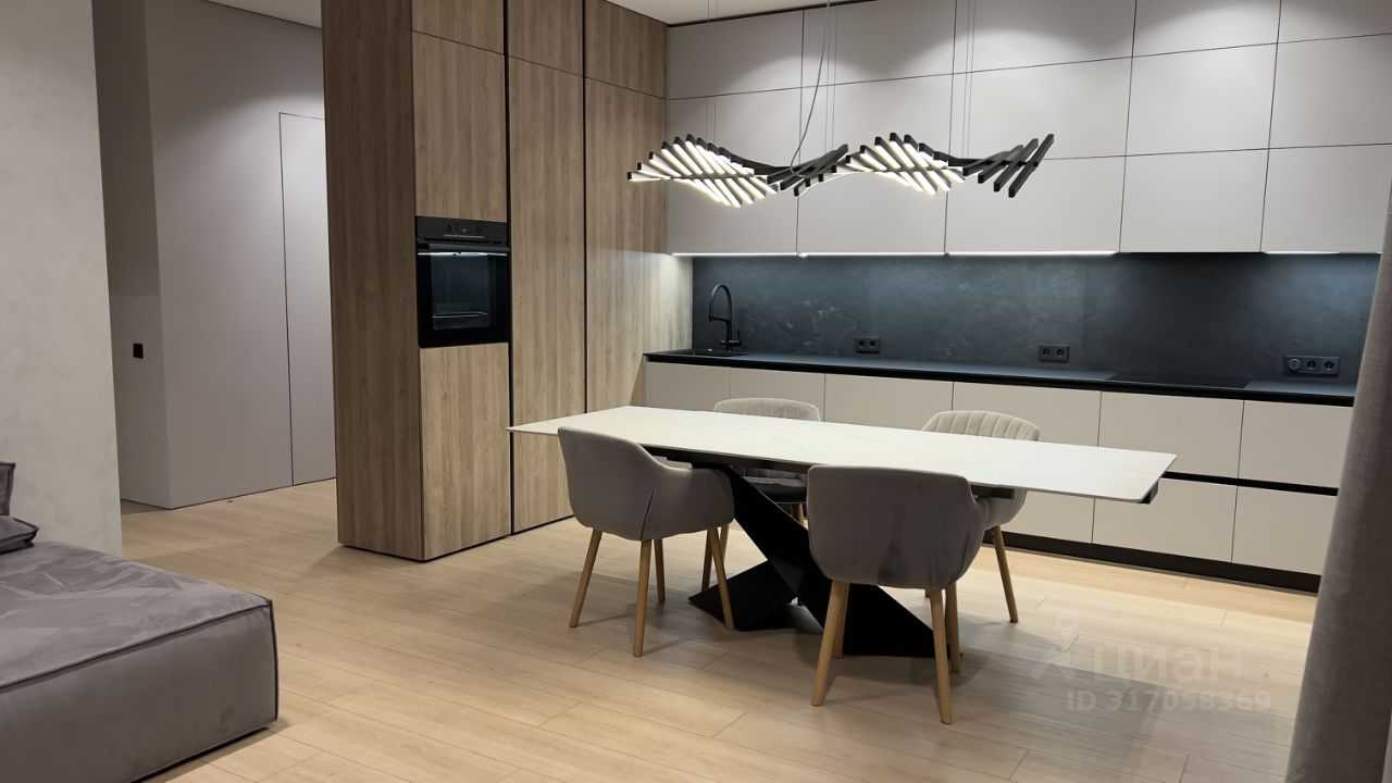 4-комнатная квартира, 102 м² — фотография 3